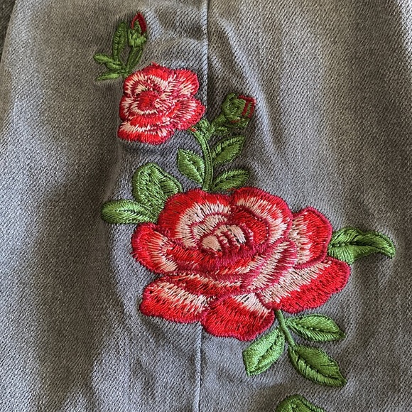 WishList jeans black washed denim rose embroidery ripped raw hem fringe Large - Picture 8 of 16